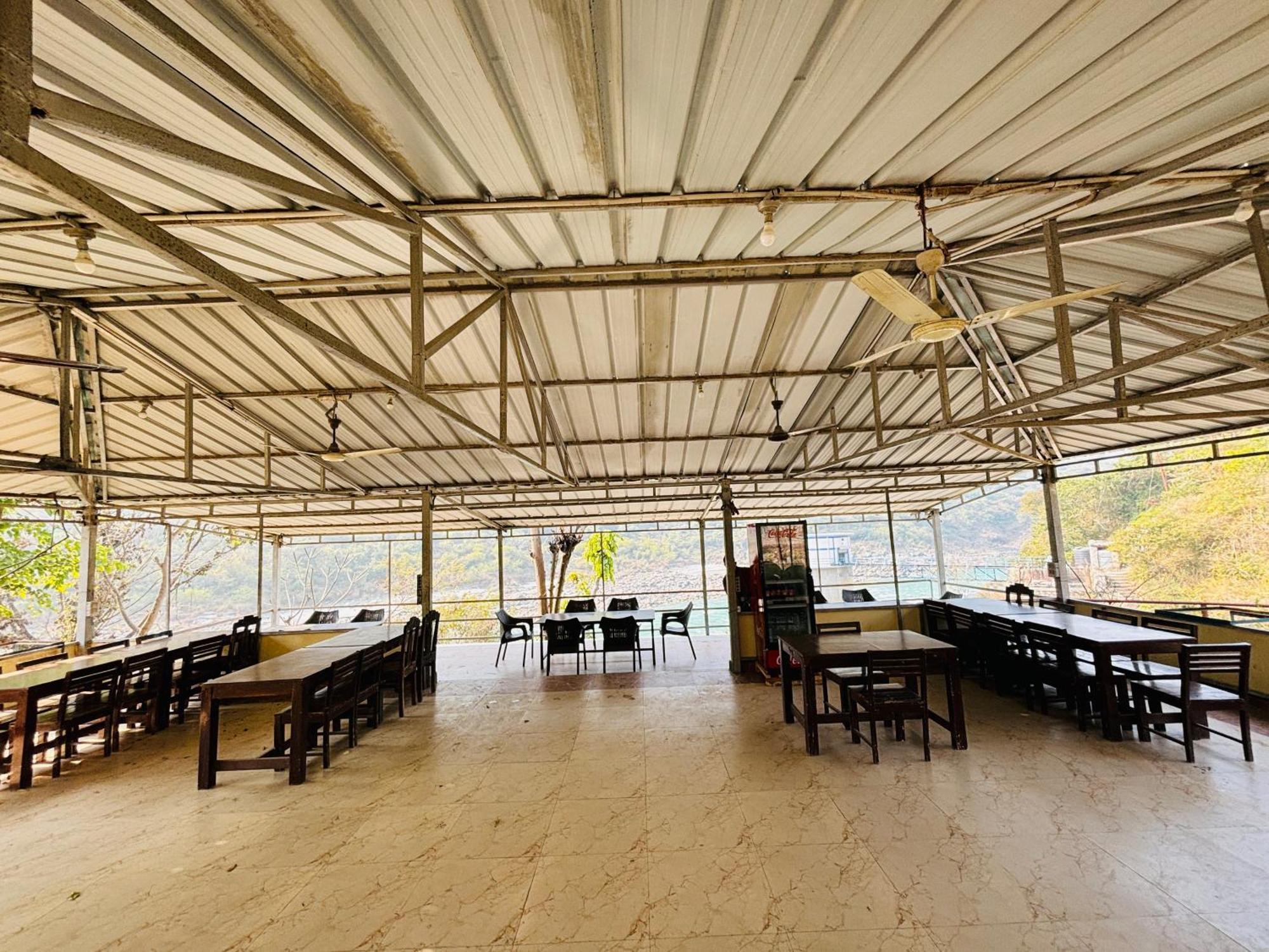 Camp High 5 Jayalgarh Hotel Dangchura ภายนอก รูปภาพ
